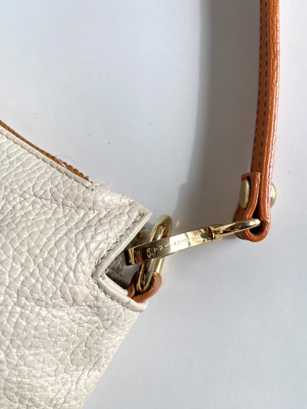 VALENTINA Italy Cream Pebble Leather Triple Compartment Shoulder Bag Purse - Picture 13 of 13